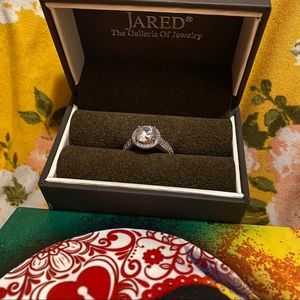 JARED Engagement Ring, size 7